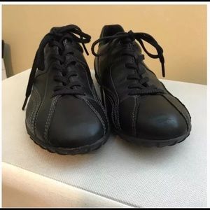 ECCO Black Lace-up Casual Flats Sneakers Size 6.5